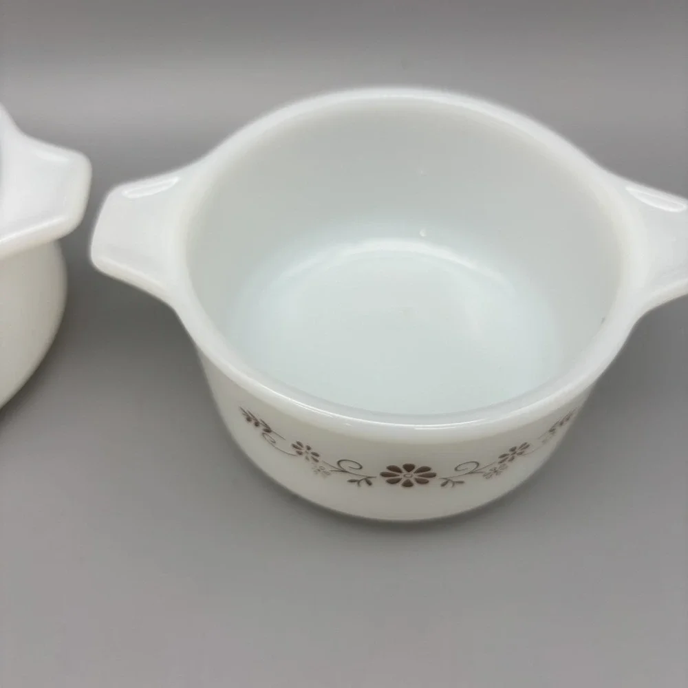 Vintage Pyr-O-Rey Dyna Ware 2 Small Milk Glass Casserole Dishes Brown‎ Floral